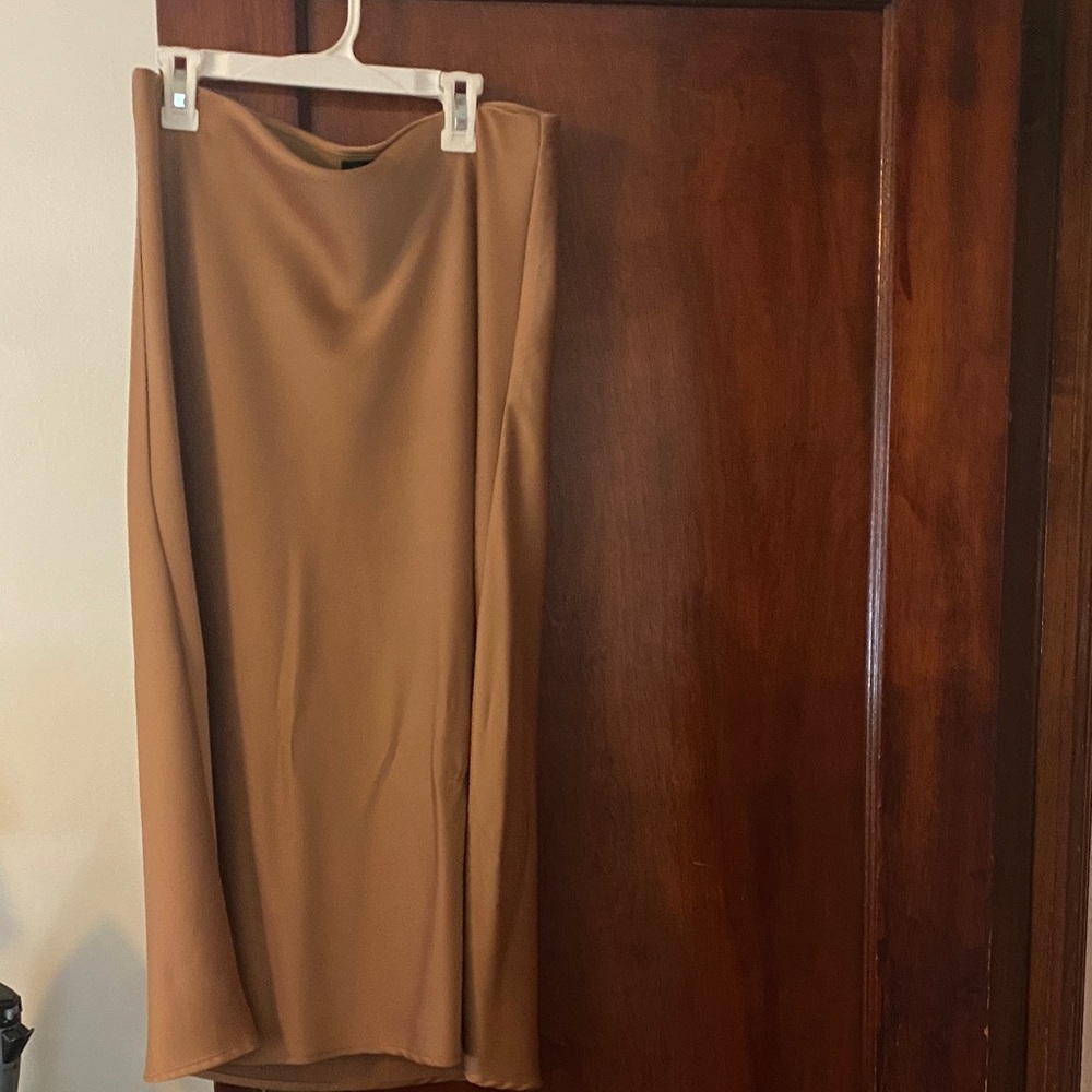 Rachel Zoe  Women's Midi Skirt in Camel